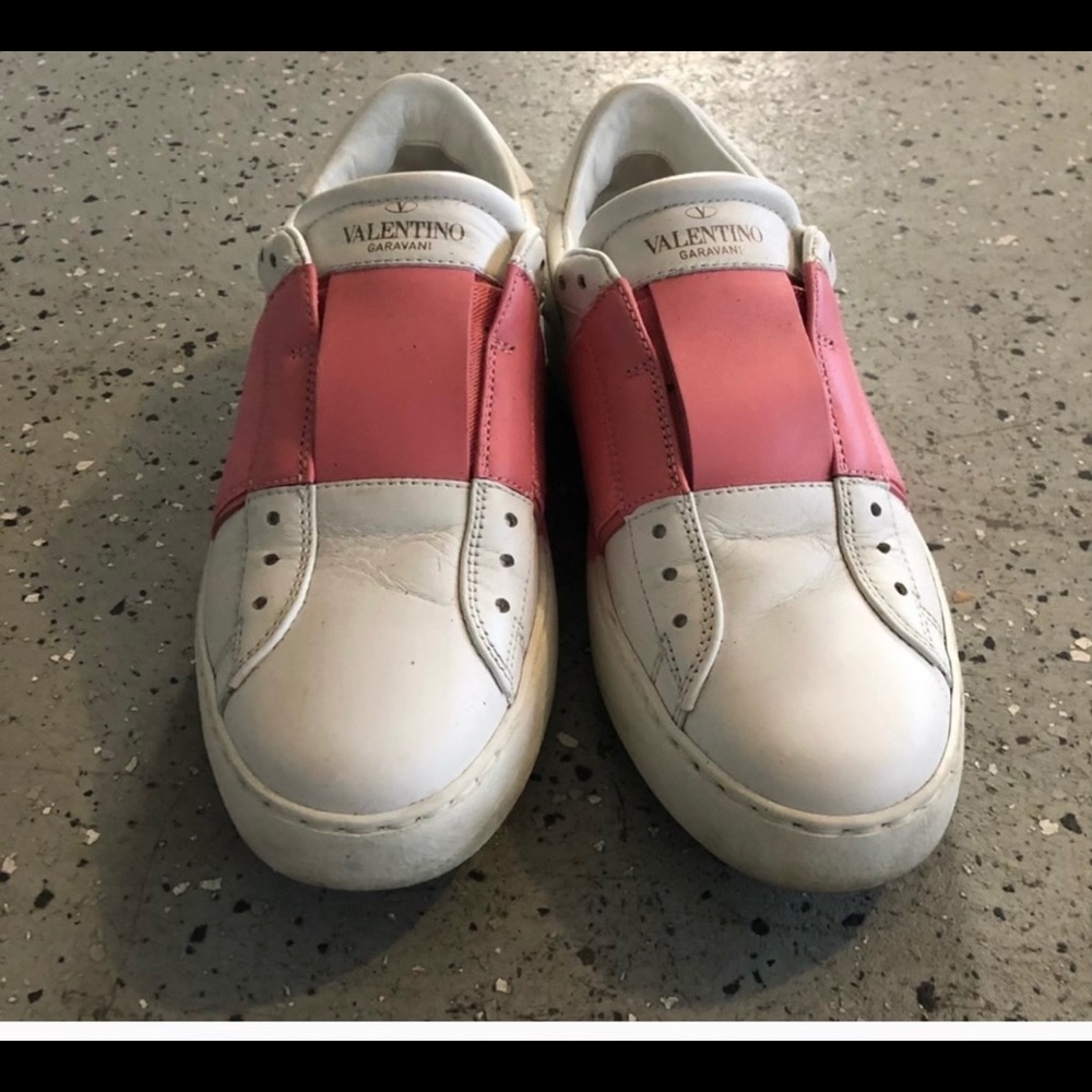 🔴🔴Valentino Slip-on Sneakers🔴🔴